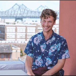 Meet your Posher, Alex